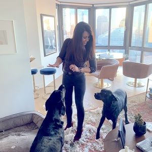 Meet your Posher, Nicole